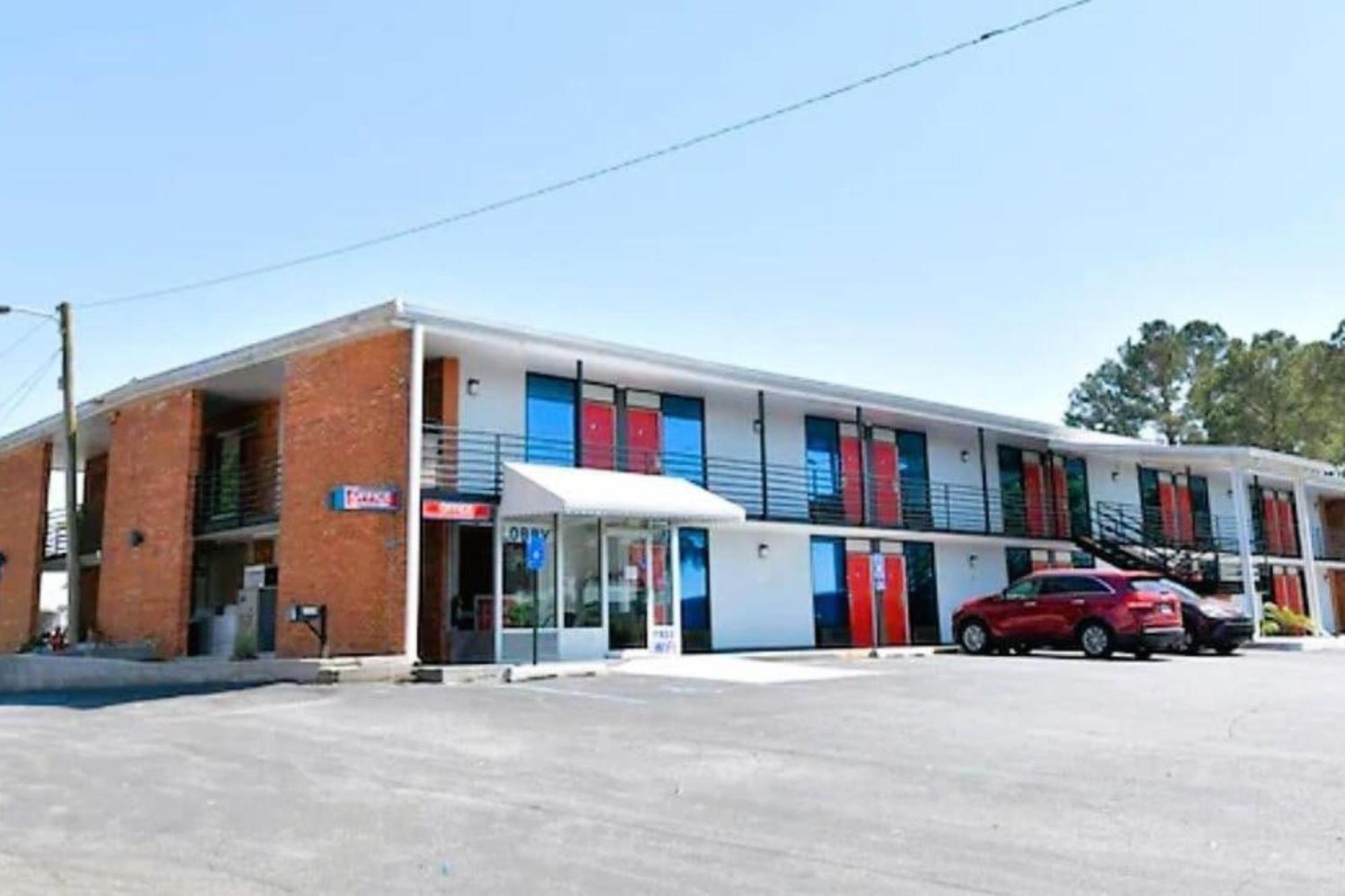 Oyo Hotel Valdosta Ga I-75 Exterior photo